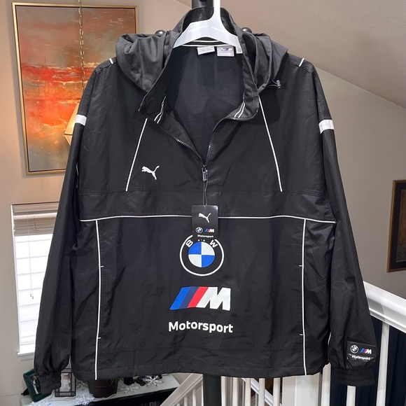 Puma / BMW Motorsports collab Black Windbreaker with High Collar and Quarter-Zip - Picture 6 of 10